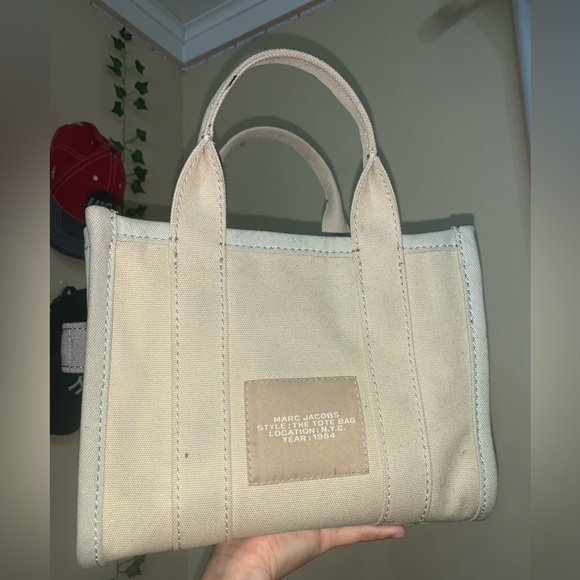 SOLD‼️‼️DO NOT BUY-Marc Jacobs The ColorBlock mini tote bag (beige) - Picture 4 of 5